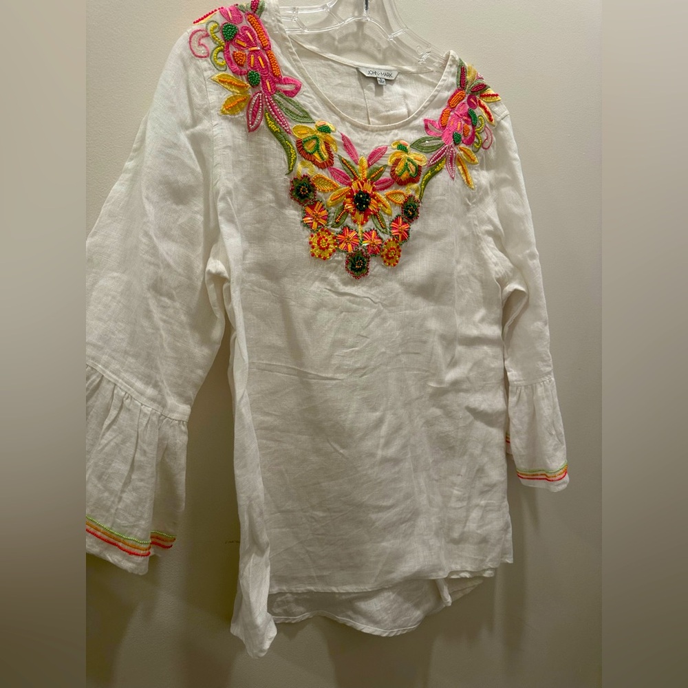 John mark linen shirt with embroidery. Size L